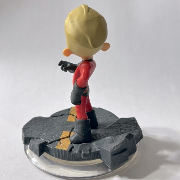Disney Infinity x The Incredibles - Dash 💨 Buy 4 $14 Figures Get TWO $14s FREE - Picture 2 of 3